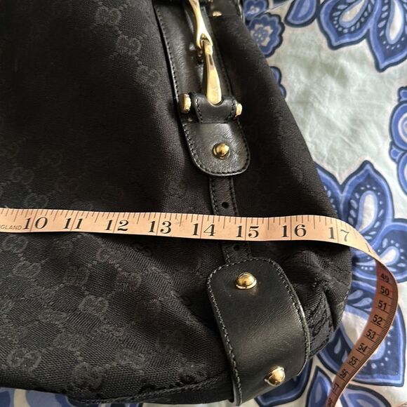 Gucci black canvas and leather Pelham shoulder bag. - Picture 5 of 13